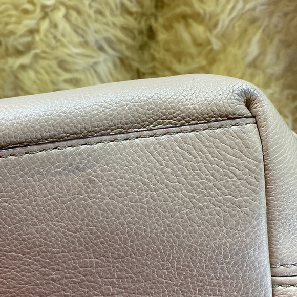 EUC Kate Spade ♠️ bag - Picture 8 of 9